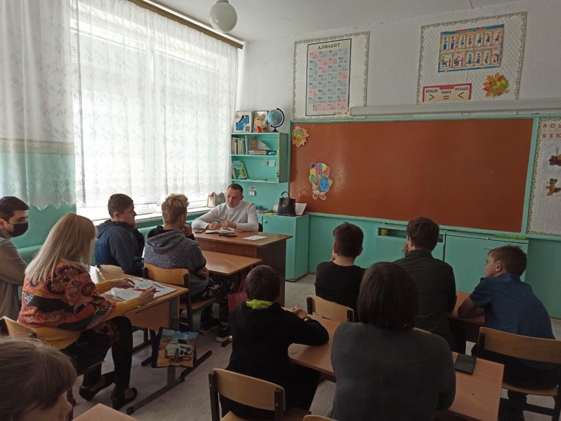 В образовательных учреждениях Лысогорского района проводятся профилактические мероприятия антинаркотической направленности