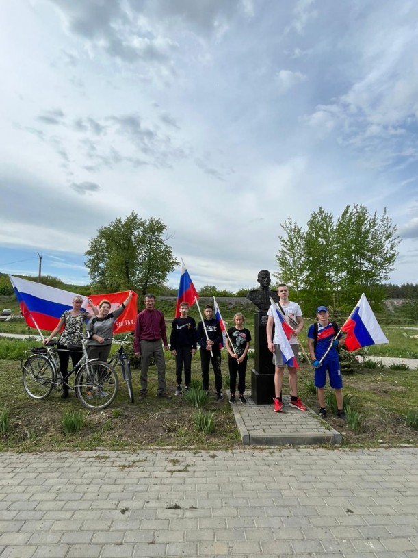 В Лысых Горах прошёл велопробег, посвящённый 78-й годовщине Победы в Великой Отечественной войне 1941-1945 годов.